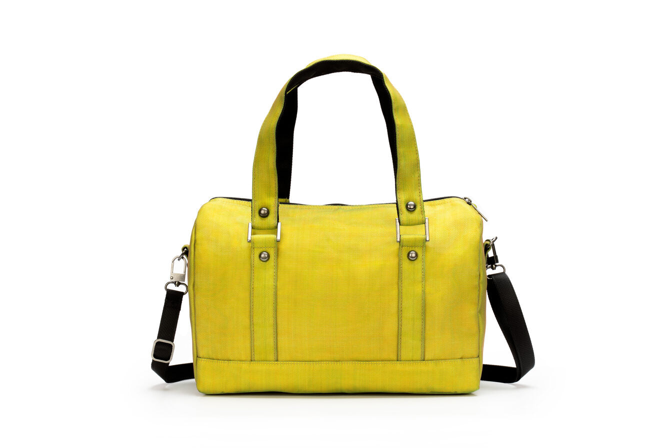 Carry-On duffle bag in Yellow net