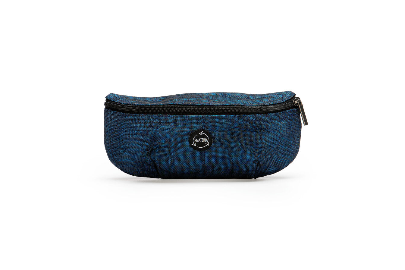 Wink eyewear case in dark blue