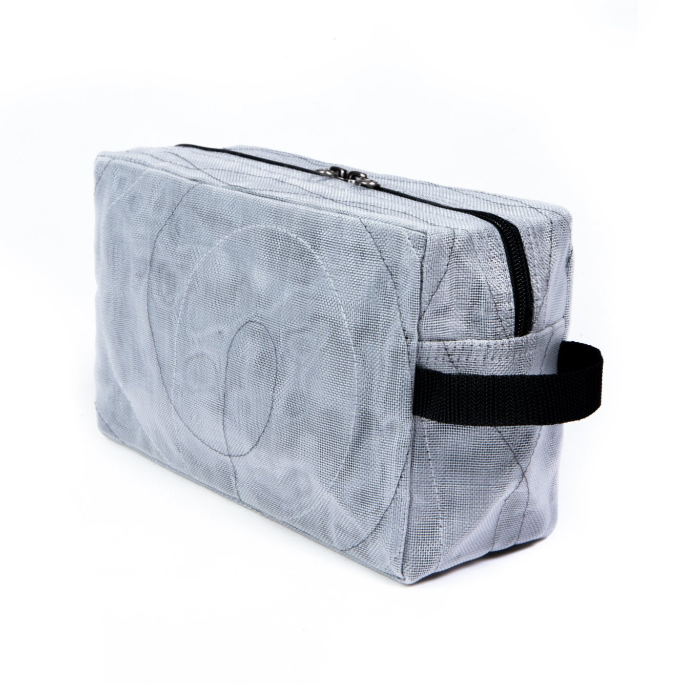 Smateria Ram vanity bag in Silver