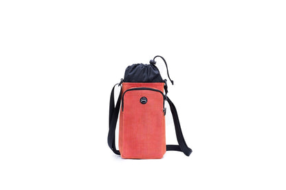 Smateria crossbody water bottle bag in Red