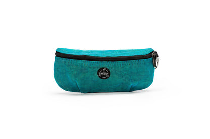 Wink sunglasses holder in petrol blue net 
