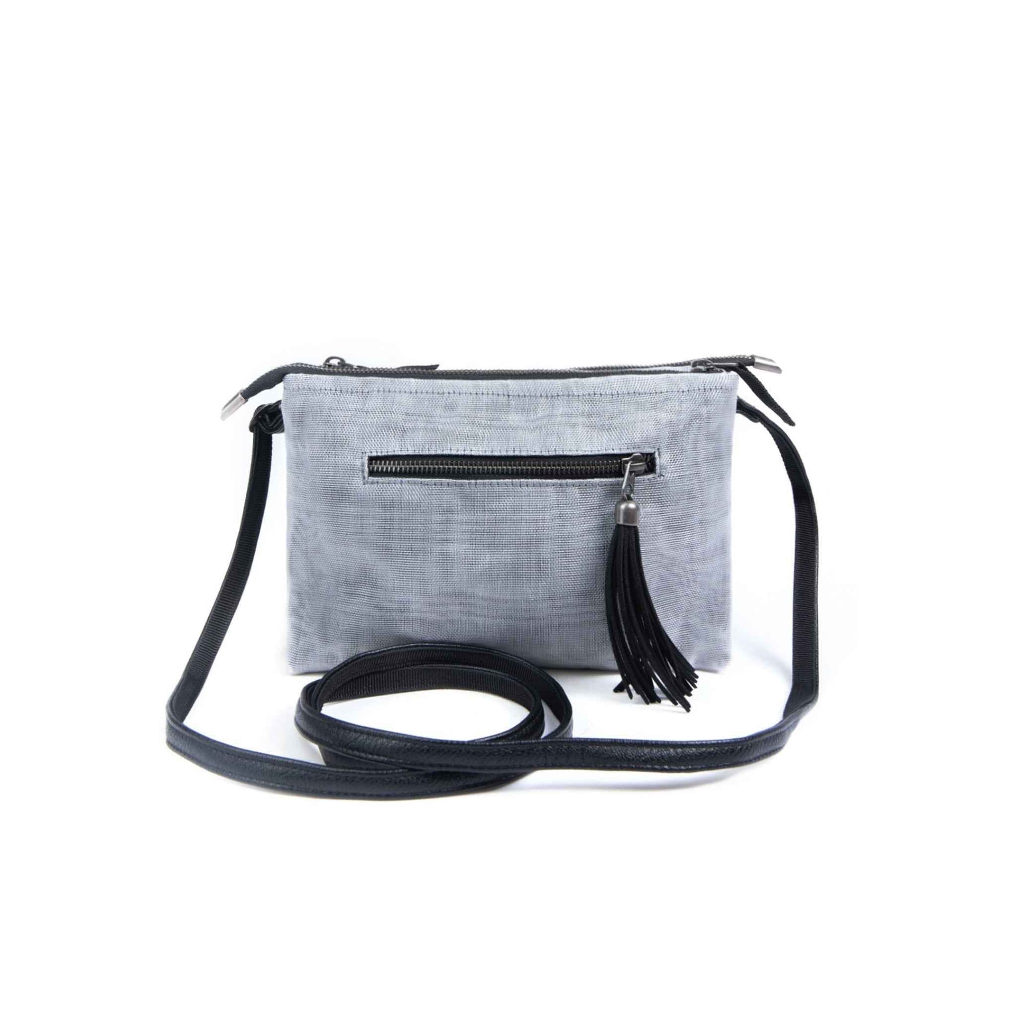 A Smateria Nearby crossbody bag in silver